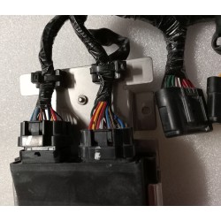 F8T73972 MITSUBISHI YAMAHA SKRZYNKA POŁĄCZENIOWA ECU 6X6-20 I WIĄZKA NJ0751-00