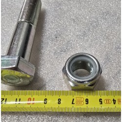 0637870201 MAN Śruby z nakrętką do przekładni ZF350 10.9 (zestaw 10 sztuk)