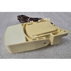 359-101-30 SHURFLO WŁĄCZNIK PŁYWAKOWY 12/24V DC 12/6A (OUTLET)