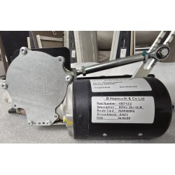 0390442402 BOSCH SILNIK WYCIERACZEK Z SZYNĄ MONTAŻOWĄ (OUTLET)