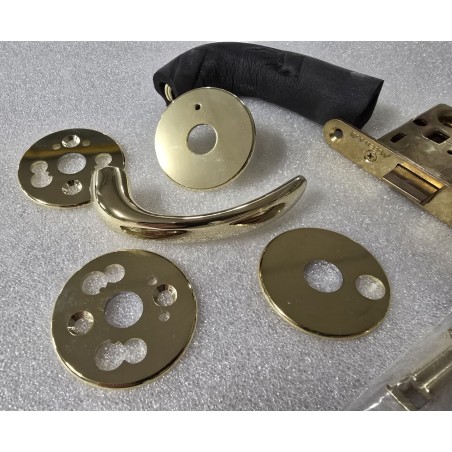 MA-01-420-01-40 MCCOY NOVA MOBELLA ZAMEK DO DRZWI MOSIĄDZ DIAMENT LEWY (OUTLET)