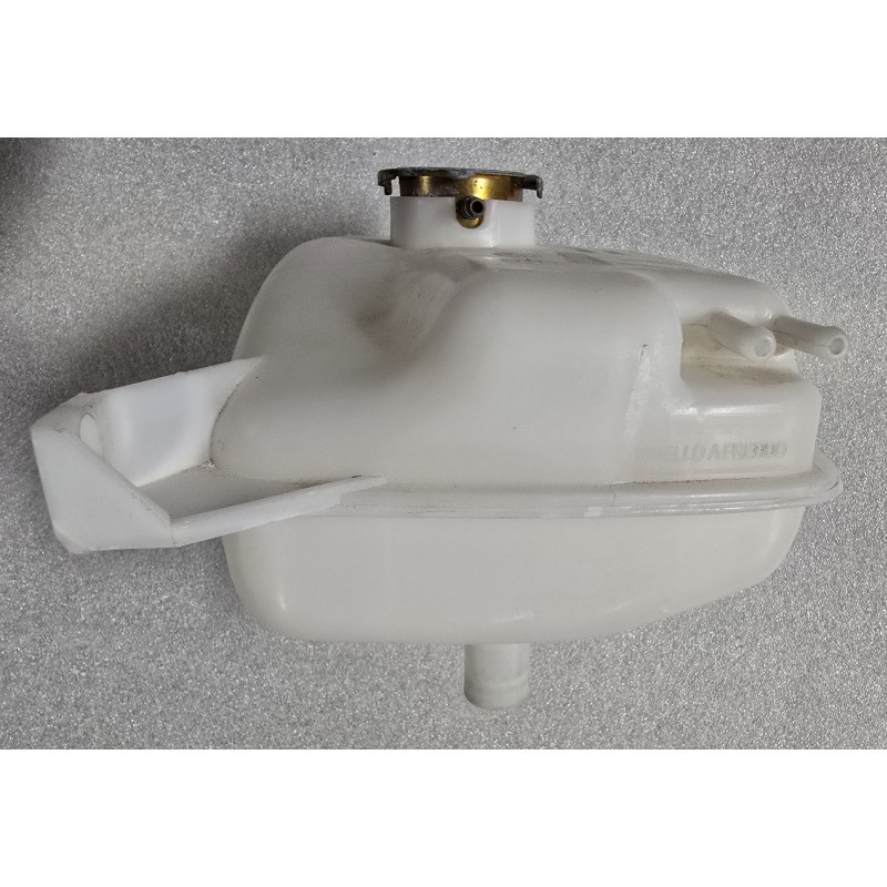 WBCL002030 WEBASTO ZBIORNIK WYRÓWNAWCZY 2,5L BEZ KORKA (NIEKOMPLETNY, POTESTOWY)