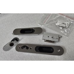 MM-01-111-10 SOUTHCO ZAMEK DO JACHTOWYCH DRZWI PRZESUWNYCH (POWYSTAWOWY)