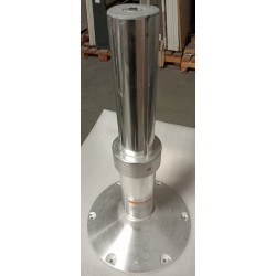 48.701.60 OSCULATI NOGA (POSTUMENT) DO FOTELA BEZ PODSTAWY MOCUJĄCEJ (UŻYWANA, NIEKOMPLETNA)