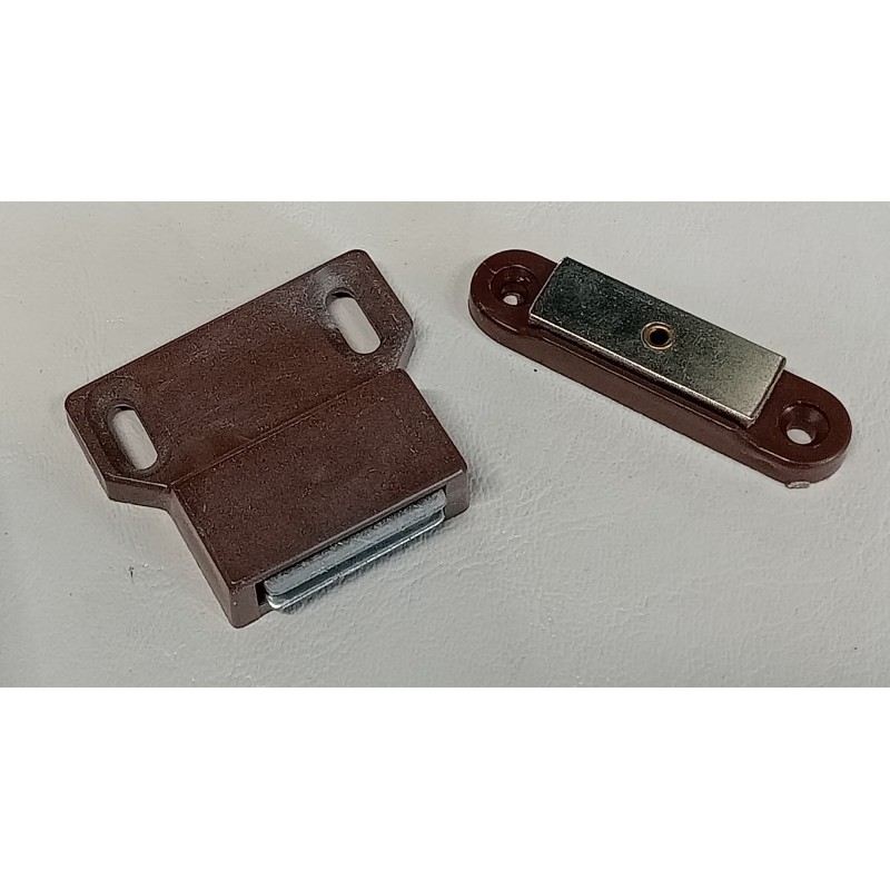 246.17.105 HAFELE MEBLOWY ZATRZASK MAGNETYCZNY  4-5KG BRĄZOWY 11 SZTUK (OUTLET)