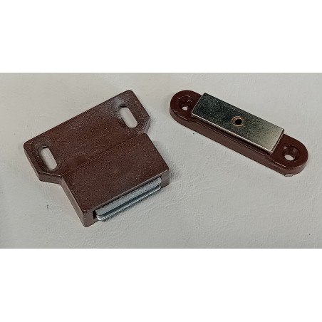 246.17.105 HAFELE MEBLOWY ZATRZASK MAGNETYCZNY  4-5KG BRĄZOWY 11 SZTUK (OUTLET)