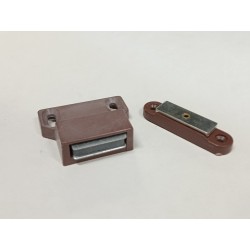 246.17.105 HAFELE MEBLOWY ZATRZASK MAGNETYCZNY  4-5KG BRĄZOWY 11 SZTUK (OUTLET)