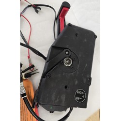 351686 BOMBARDIER JOHNSON EVINRUDE MANETKA Z KLUCZYKAMI (POWYSTAWOWA)