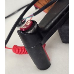 351686 BOMBARDIER JOHNSON EVINRUDE MANETKA Z KLUCZYKAMI (POWYSTAWOWA)