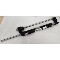 HC4600H SEASTAR (TELEFLEX) SIŁOWNIK DO HYDRAULICZNEGO UKŁĄDU STEROWANIA ZABURTOWEGO 5.52MPa (OUTLET)