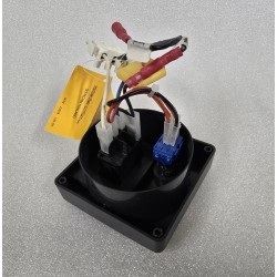 VETUS PANEL STEROWANIA WINDĄ KOTWICZNĄ 12 V / 24 V Z PRZYCISKAMI (POWYSTAWOWY)