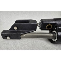 872215 VOLVO PENTA SIŁOWNIK UKŁADU KIEROWNICZEGO SP & DP