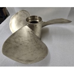 3587389 VOLVO PENTA UŻYWANA ŚRUBA NAPĘDOWA G3F E2 (POTESTOWA)