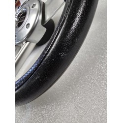 C30113561GA GARBINO KIEROWNICA OBSZYTA CZARNĄ SKÓRĄ Z METALOWYM STELAŻEM (POTESTOWA)