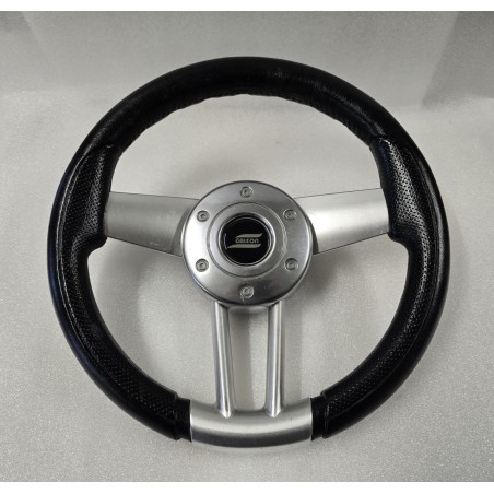 C30113561GA GARBINO KIEROWNICA OBSZYTA CZARNĄ SKÓRĄ Z METALOWYM STELAŻEM (POTESTOWA)