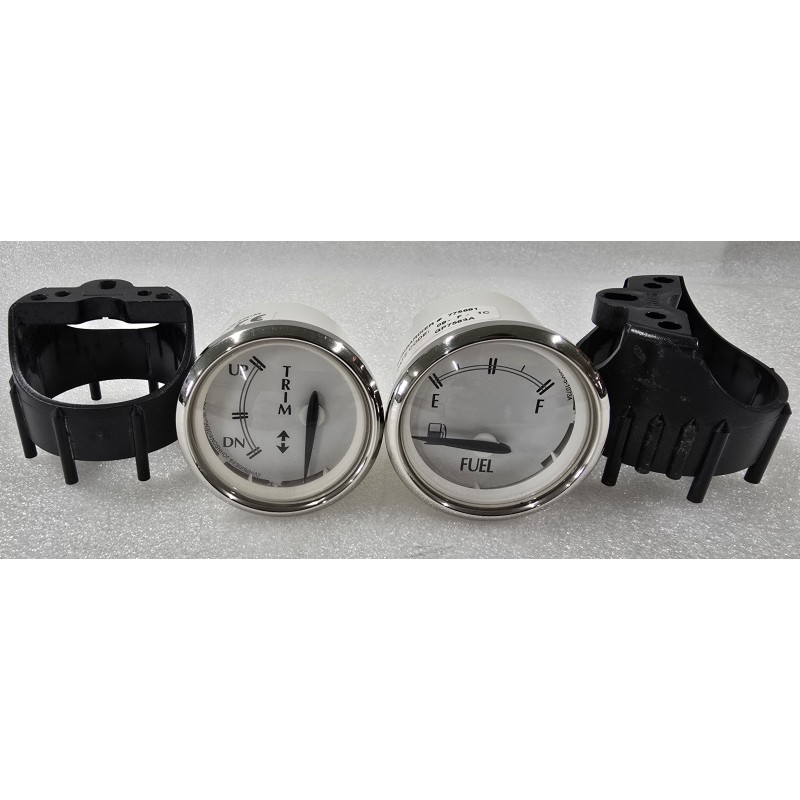 775682 775681 Evinrude Johnson BRP ZESTAW WSKAŹNIKÓW JACHTOWYCH TRYM PALIWO RETRO BOMBARDIER (POTESTOWE)