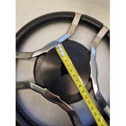 011 GUSSI ITALIA KIEROWNICA JACHTOWA ZE STALI NIERDZEWNEJ POKRYTEJ SKÓRĄ 350MM (POTESTOWA)