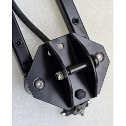 P615 900 TJ BLU HEPWORTH PODWÓJNE RAMIĘ WYCIERACZKI PANTOGRAFU 900MM ZE SPRYSKIWACZEM