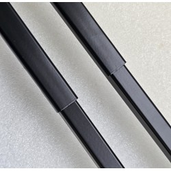 P615 900 TJ BLU HEPWORTH PODWÓJNE RAMIĘ WYCIERACZKI PANTOGRAFU 900MM ZE SPRYSKIWACZEM