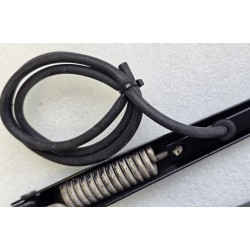 P615 900 TJ BLU HEPWORTH PODWÓJNE RAMIĘ WYCIERACZKI PANTOGRAFU 900MM ZE SPRYSKIWACZEM