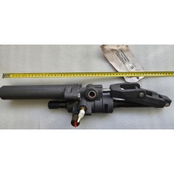 8M0059453 MERCURY SIŁOWNIK UKŁADU TRYMU I STEROWANIA SILNIKA ZABURTOWEGO