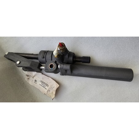 8M0059453 MERCURY SIŁOWNIK UKŁADU TRYMU I STEROWANIA SILNIKA ZABURTOWEGO