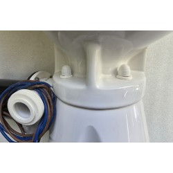 37245-0092 JABSCO CICHA TOALETA Z MACERATOREM 12V (OUTLET, NIEKOMPLETNA)