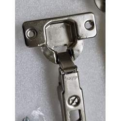 70.255-01 BLUM / ZOBAL ZESTAW NIKLOWANYCH ZAWIASÓW MEBLOWYCH 3D PUSZKOWE (OUTLET)