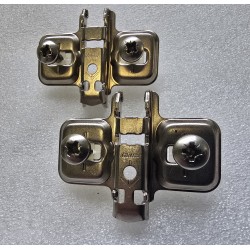 70.255-01 BLUM / ZOBAL ZESTAW NIKLOWANYCH ZAWIASÓW MEBLOWYCH Z PROWADNIKIEM 3D PUSZKOWE (OUTLET)