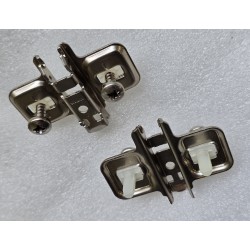 70.255-01 BLUM / ZOBAL ZESTAW NIKLOWANYCH ZAWIASÓW MEBLOWYCH Z PROWADNIKIEM 3D PUSZKOWE (OUTLET)