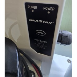 DC2000 SEASTAR HYDRAULICZNA POMPA WSPOMAGANIA DO UKŁADU KIEROWNICZEGO 24V (OUTLET)