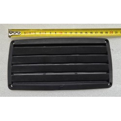 480802 ROCA KRATKA WENTYLACYJNA CZARNA MAT 200X100MM PVC (OUTLET)