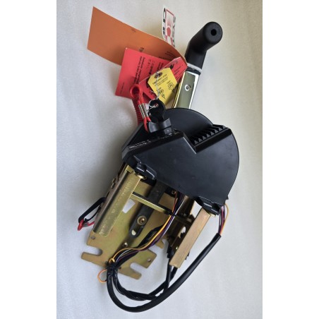 0176372 OMC EVINRUDE JOHNSON MANETKA STERUJĄCA Z TRYMEM  (POTESTOWA)