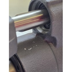 8M0078511 MERCURY SIŁOWNIK ELEKTROHYDRAULICZNY UKŁADU KIEROWNICZEGO Z MODUŁEM ECU (OUTLET)
