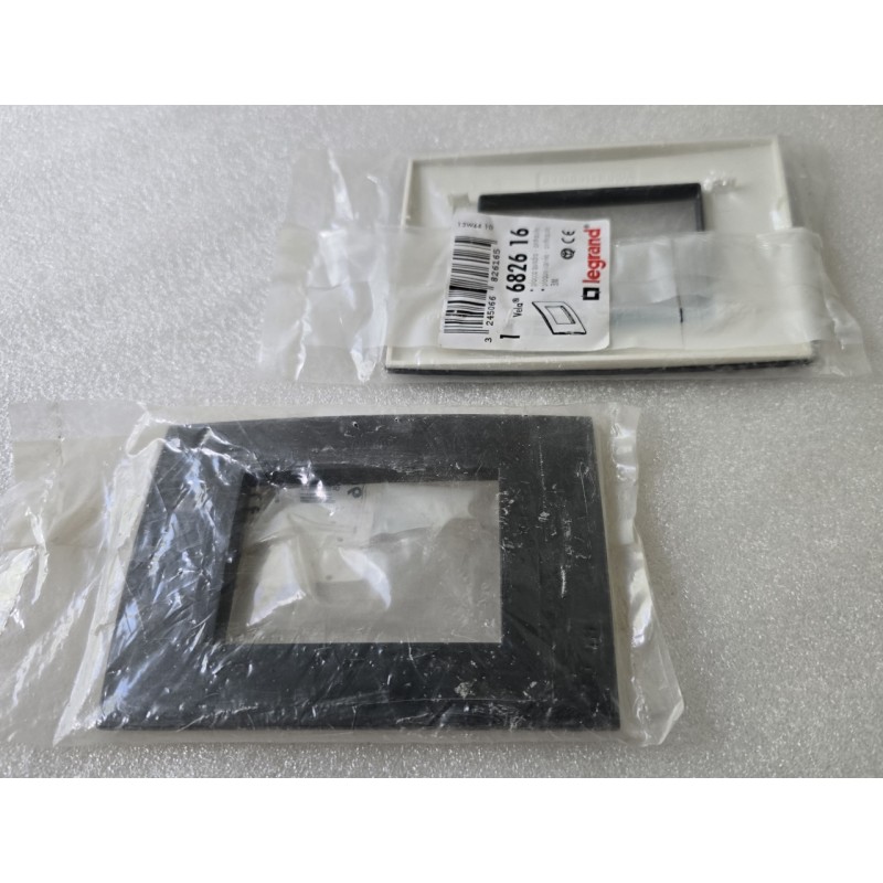 682616 LEGRAND RAMKA MASKOWNICA OZDOBNA ANTRACYT VELA 503