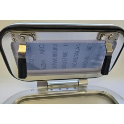 OKNO POKŁADOWE UCHYLNE Z DWIEMA KLAMKAMI 390x245MM (OUTLET)
