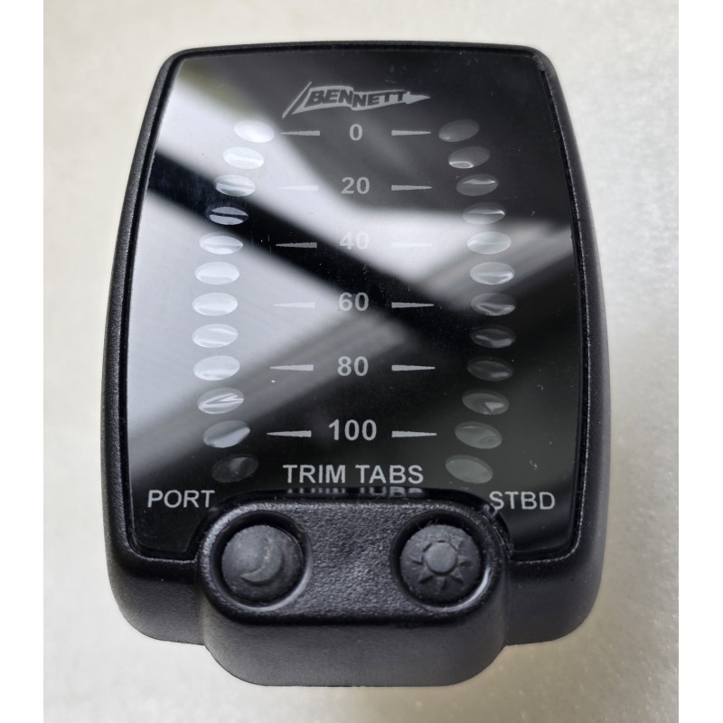 TPI2000 BENNETT MARINE WSKAŹNIK LED POŁOŻENIA KLAPY TRYMUJĄCEJ (POWYSTAWOWY)
