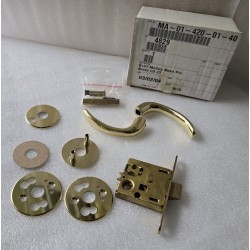 MA-01-420-01-40 MCCOY NOVA MOBELLA ZAMEK DO DRZWI MOSIĄDZ DIAMENT LEWY (OUTLET)