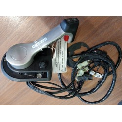 6X7-48206-10-00 YAMAHA Manetka boczna komplet