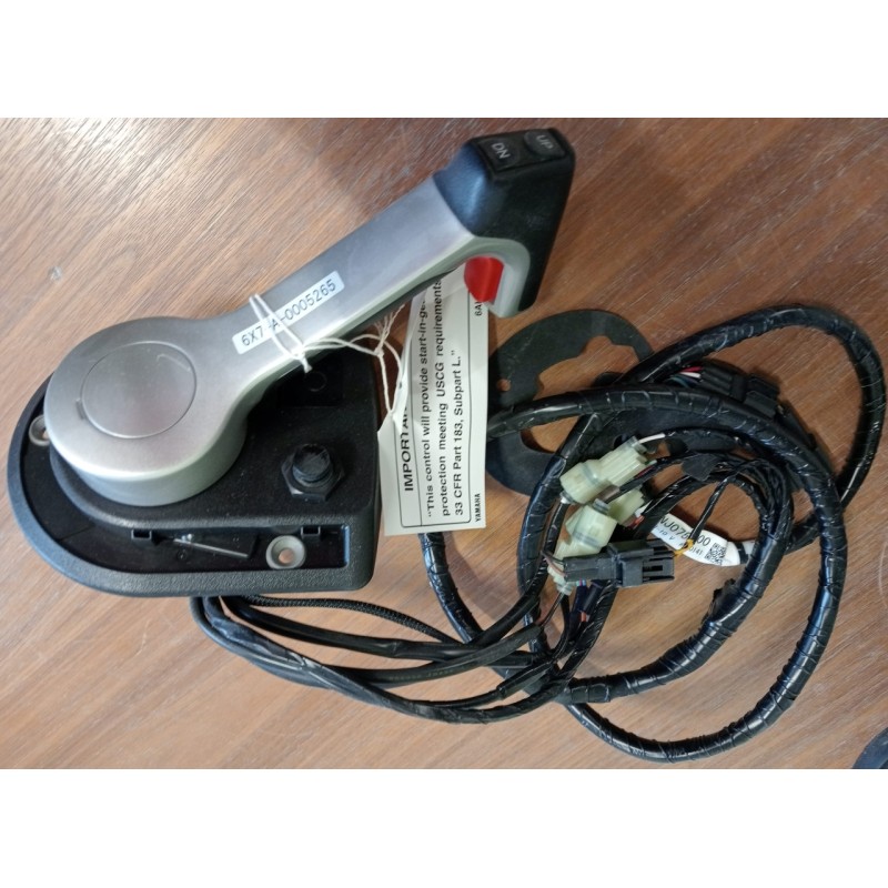 6X7-48206-10-00 YAMAHA Manetka boczna komplet
