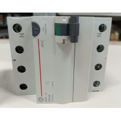 606209 GENERAL ELECTRIC GE Wyłącznik różnicowoprądowy 4P 40A 0,03A typ AC BPC440/030 (ABB)