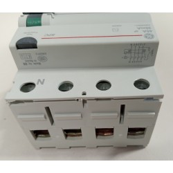 606209 GENERAL ELECTRIC GE Wyłącznik różnicowoprądowy 4P 40A 0,03A typ AC BPC440/030 (ABB)